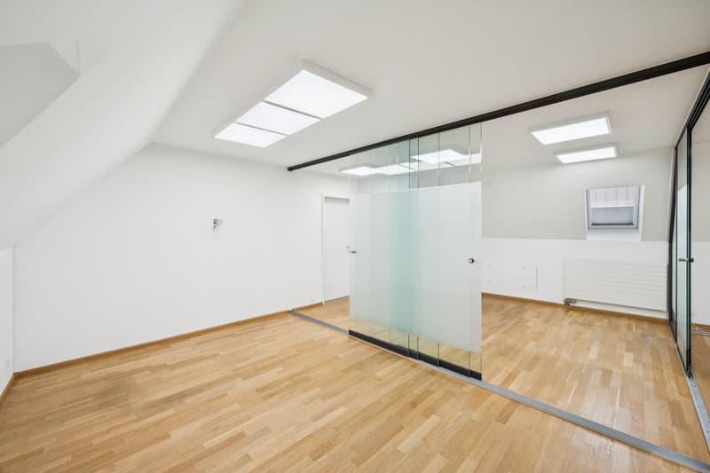 Grand espace de bureau au centre de Basel-Stadt (7)