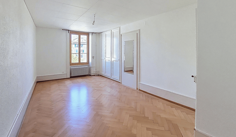 Spacieux appartement de 5 pièces rénové à Payerne (10)