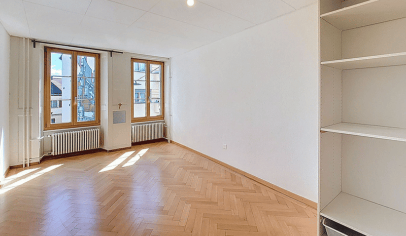 Spacieux appartement de 5 pièces rénové à Payerne (12)