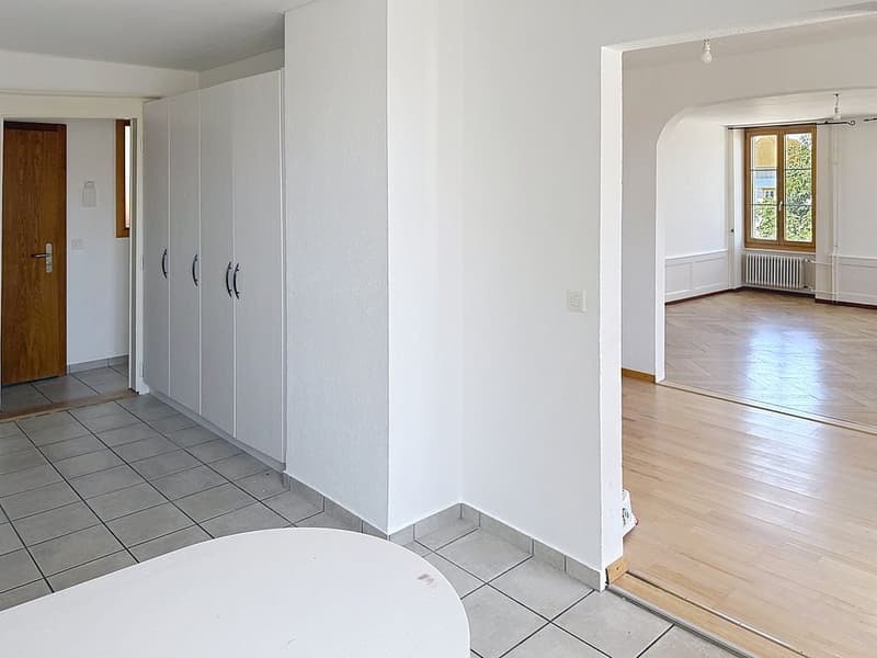 Spacieux appartement de 5 pièces rénové à Payerne (7)