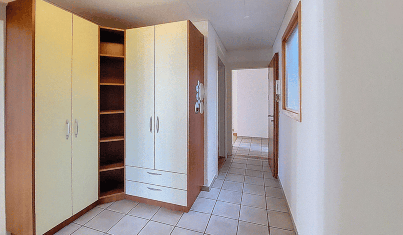 Spacieux appartement de 5 pièces rénové à Payerne (6)