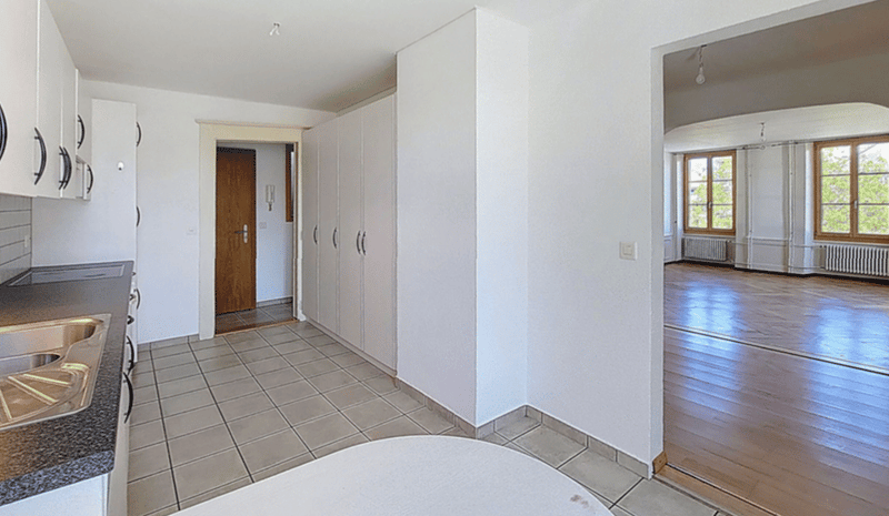 Spacieux appartement de 5 pièces rénové à Payerne (7)