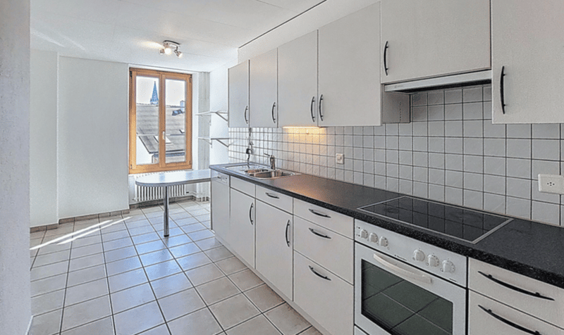 Spacieux appartement de 5 pièces rénové à Payerne (8)