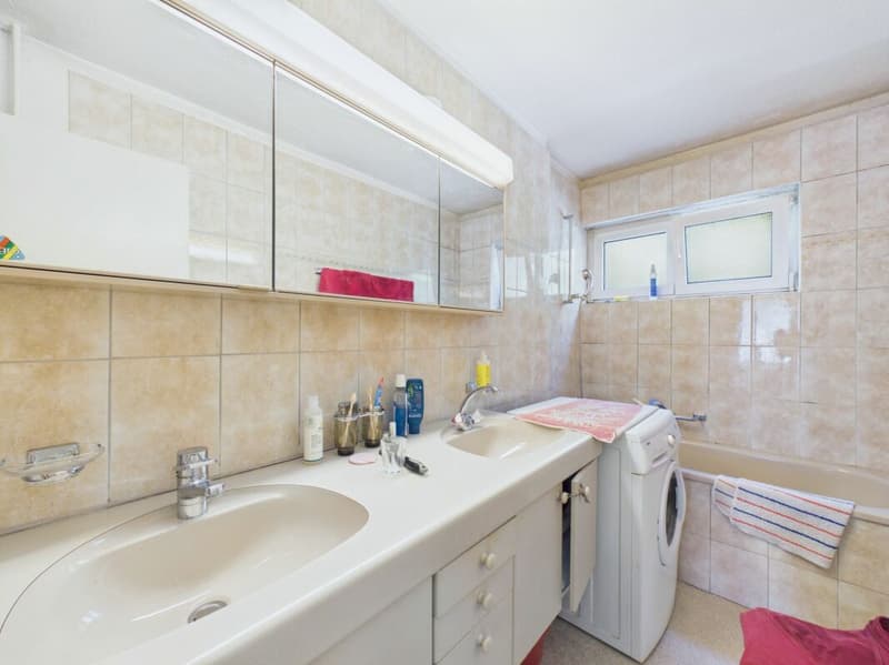 Gemütliche 4.5 Zimmer Wohnung im EG (9)