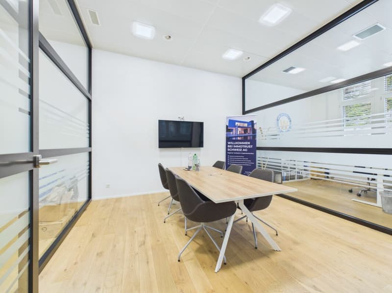 Moderner Büroplatz am Berninaplatz (10)