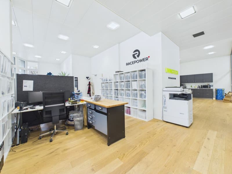 Moderner Büroplatz am Berninaplatz (4)