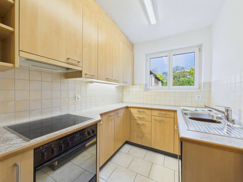 Befristete 3.5 Zimmer Wohnung in Seebach (4)