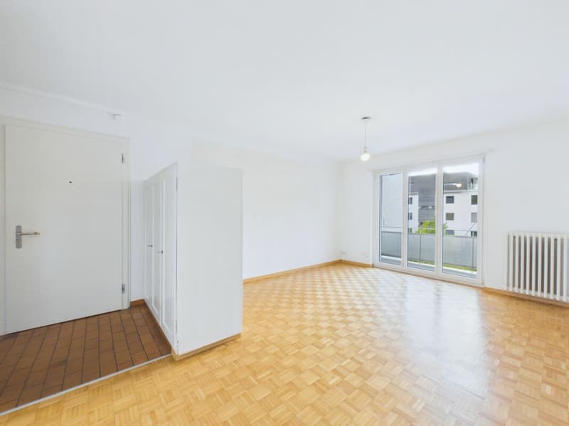 Befristete 3.5 Zimmer Wohnung in Seebach (1)