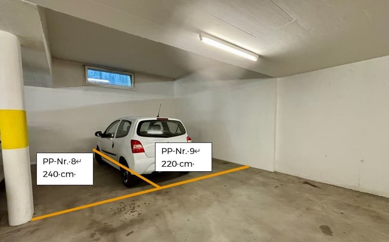 Parkplatz Nr. 8 & 9