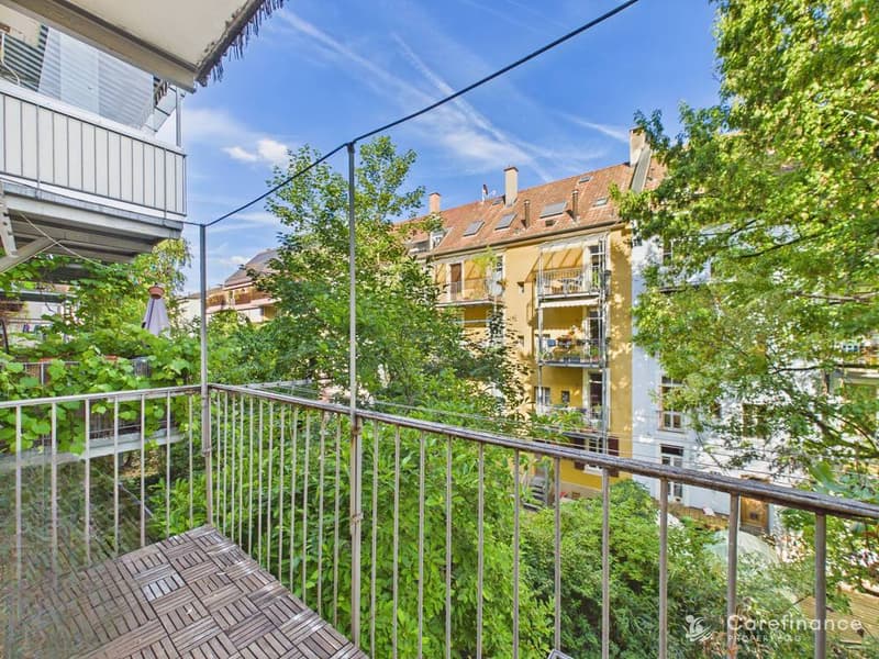 Altbau-Charme und Wohnqualität im ruhigen und familienfreundlichen Iselin-Quartier (11)