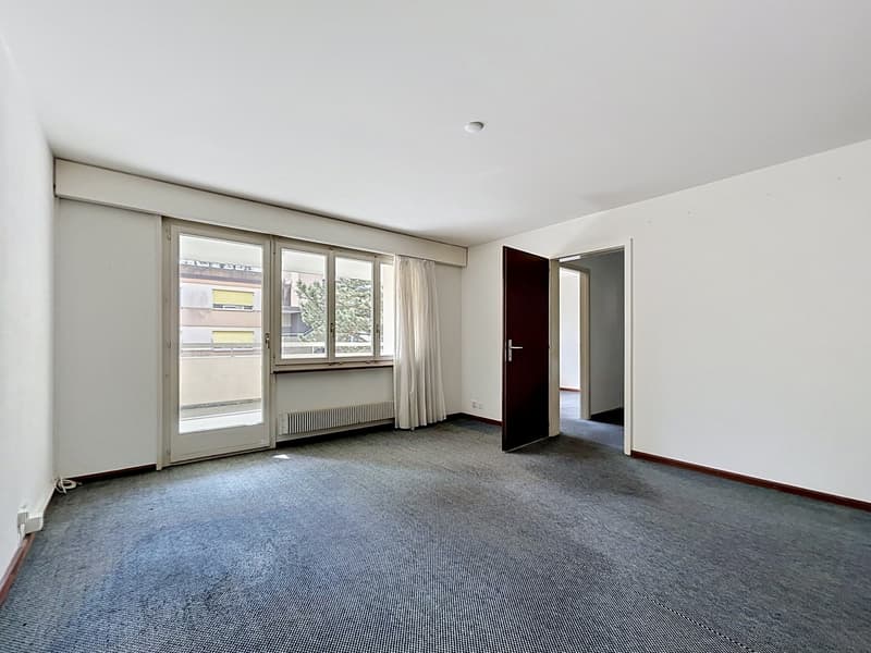 Appartement de 6 pièces entièrement à rénover (5)