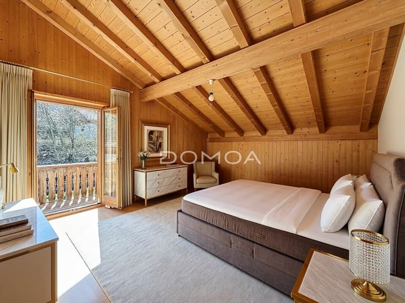 Authentique chalet avec vue dégagée et grand terrain (7)