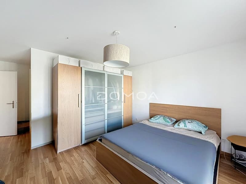 Bel appartement de 4,5 pièces avec terrasse et jardin (4)