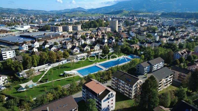 Bel appartement avec balcon de 3,5 pièces au 1er étage (1)