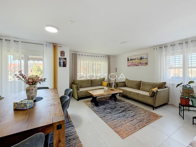 Bel appartement rénové de 4,5 pièces (2)