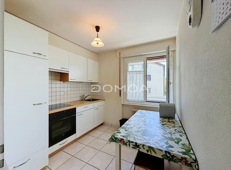 Bel appartement de 2,5 pièces au 3? étage (5)