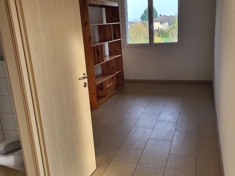 5.5 Zimmerwohnung im 1.Stock in Montets (4)