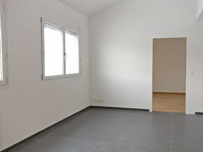 2.5 Zimmerwohnung im 3. Stock (3)