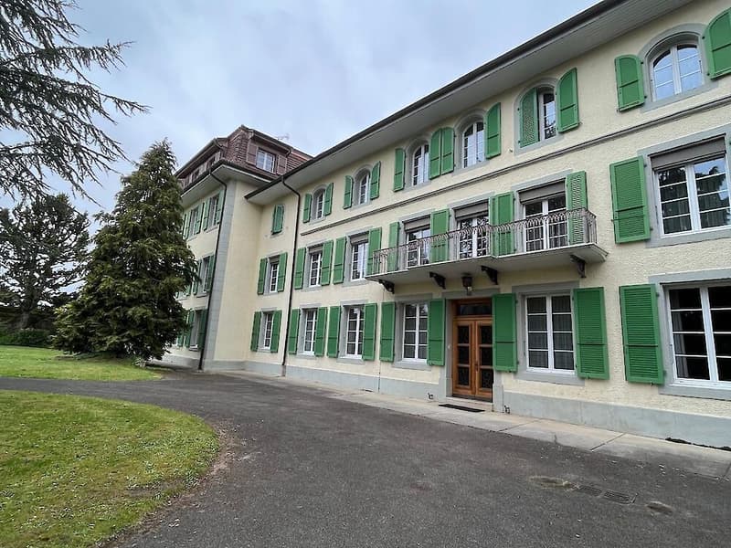 6.5 Zimmer zu vermieten (1)