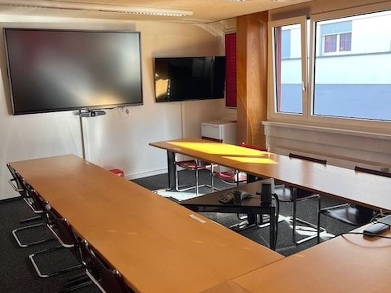458 m² grosses Büro (in zwei oder mehr Einheiten unterteilbar) nahe des Zentrums von Fribourg (10)