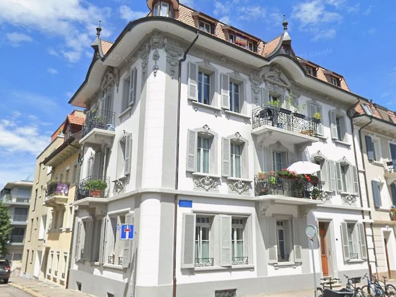 5.5 Zi.-Wohnung im 2. Stock mit Balkon (1)