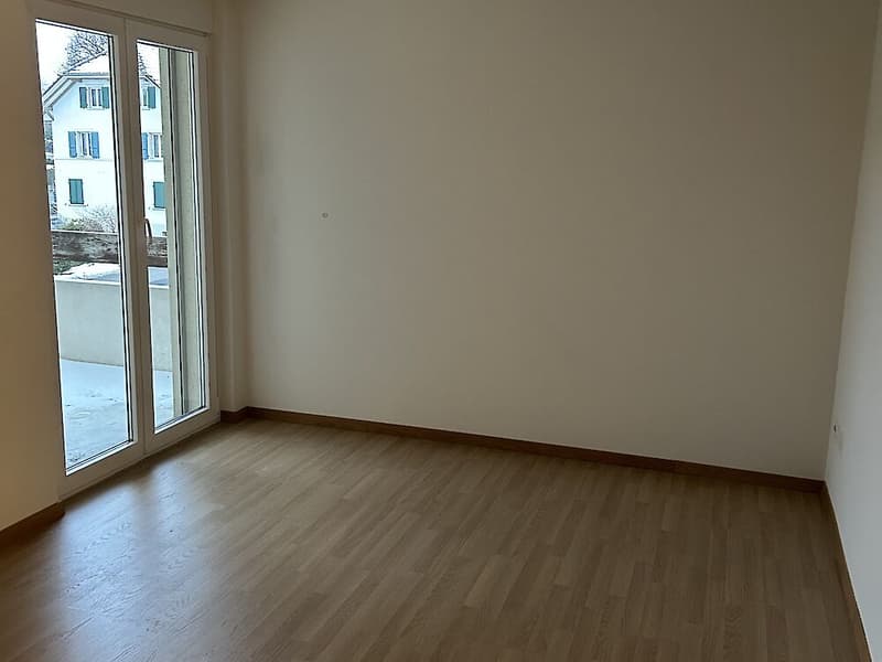 Zentral gelegene 3-Zimmerwohnung in Schmitten (2)