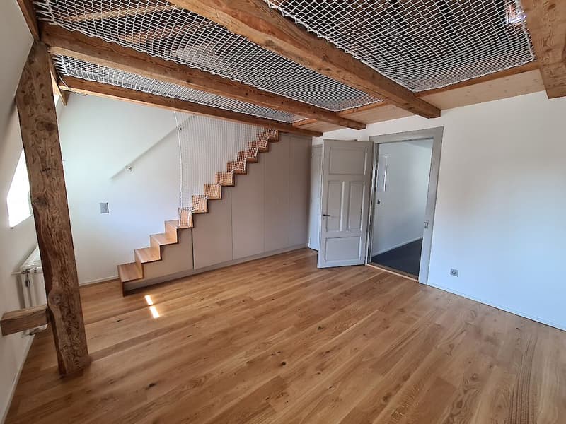 Charmante 2.5 Duplex-Wohnung im Alt-Quartier (3)