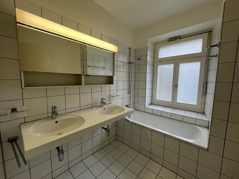 Renovierte Wohnung im Herzen der Freiburger Unterstadt (9)