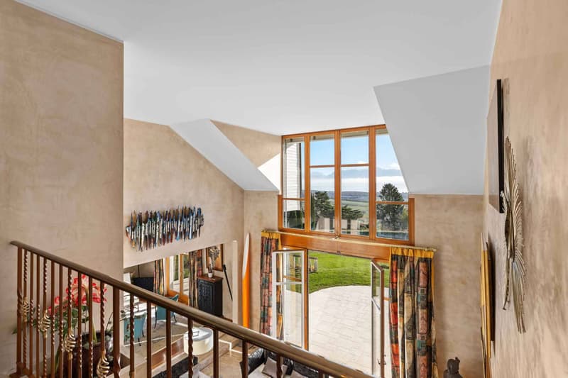 Élégante villa avec panorama sur le Léman et les Alpes (12)