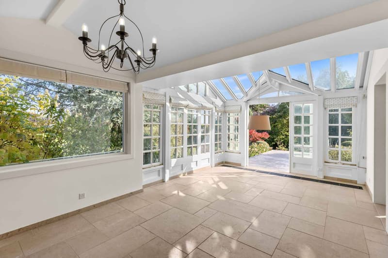Villa indépendante avec jardin, véranda et potentiel constructible (4)