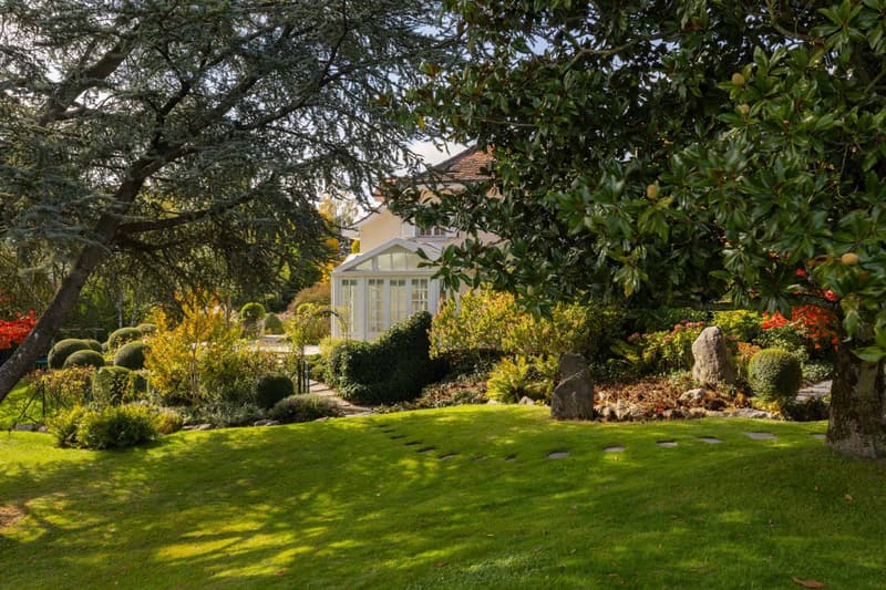 Villa indépendante avec jardin, véranda et potentiel constructible (2)