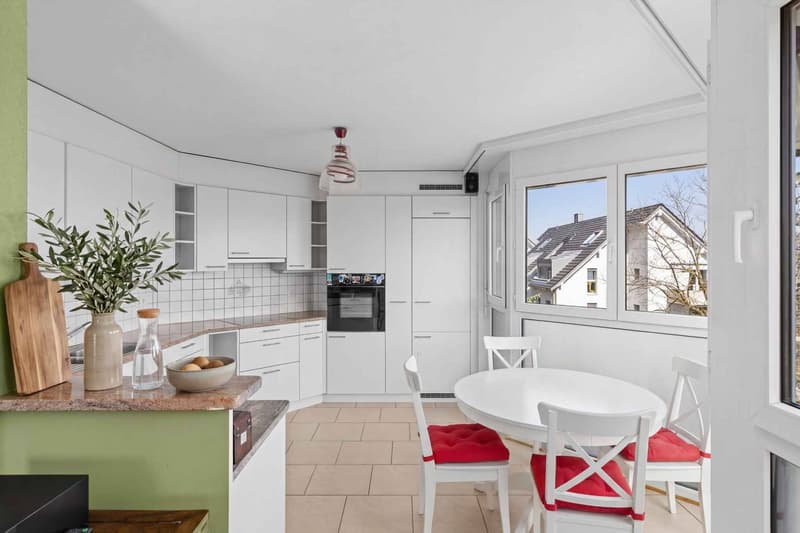 Superbe appartement familial et lumineux au centre de Gland offrant 4 chambres (9)