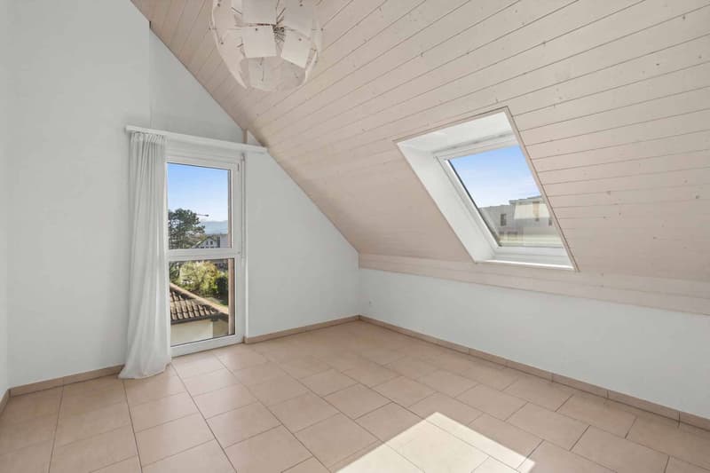 Superbe appartement familial et lumineux au centre de Gland offrant 4 chambres (13)