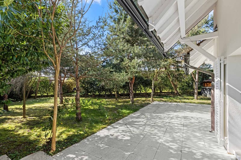 Elégante villa rénovée avec grand jardin à l'abri des regards et studio privé à Commugny (2)