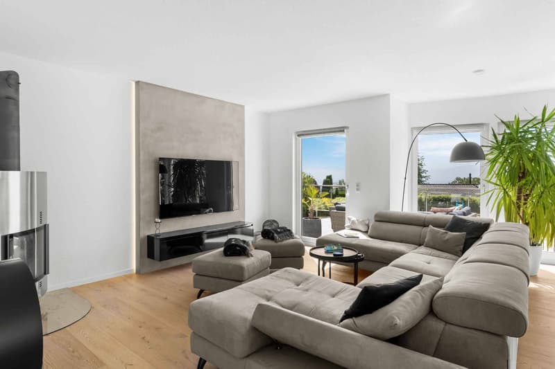 Villa moderne avec piscine et vue sur le lac, les Alpes et le Jura (6)