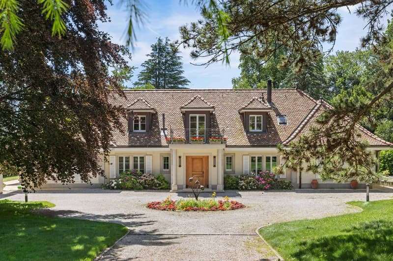 Domaine d'exception en première ligne du lac (6)