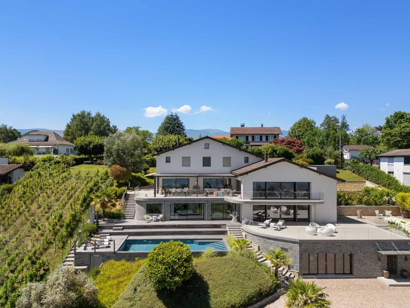 Villa d'exception avec vue spectaculaire sur le Léman (6)