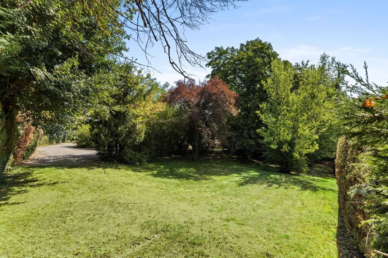 Villa de charme avec potentiel constructible (2)