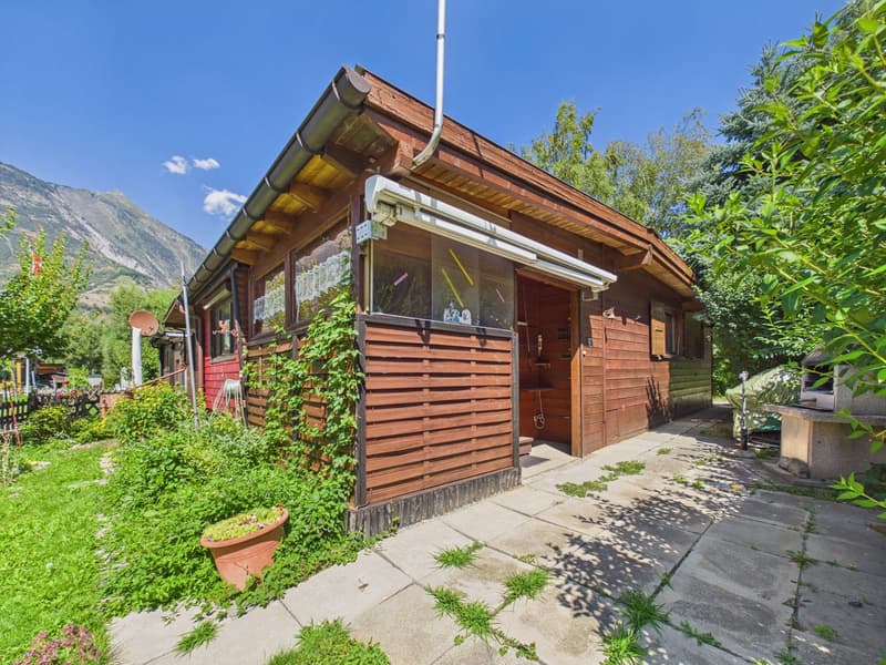 Gemütliches, winterfestes Camping-Chalet an ruhiger Bachlage (1)