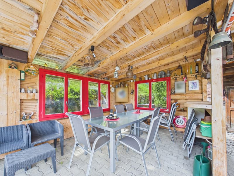 Charmantes Chalet mit Bauland und grosser Sommer-Loggia in Ergisch (8)