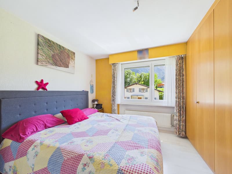 Familienfreundliche 4.5-Zimmer-Wohnung mit Balkon und traumhafter Aussicht in Susten (6)