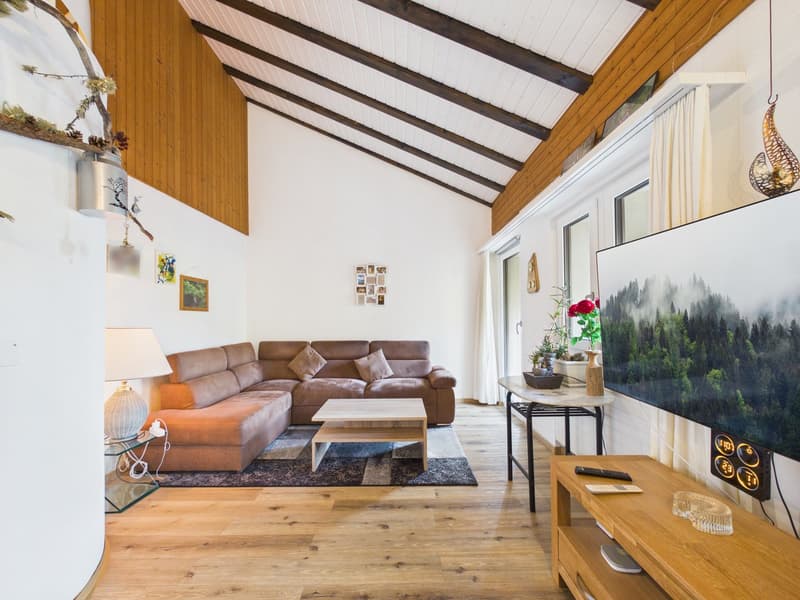 Grosszügige 4.5-Zimmer-Duplex-Attikawohnung mit Panoramablick in Ernen (1)