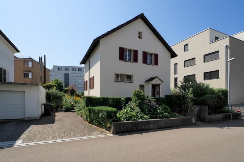Einfamilienhaus an perfekter Lage! (1)