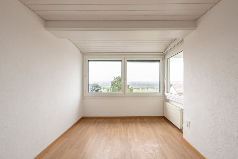 Charmante 4-Zimmer-Wohnung in ruhigem 3 Familienhaus (7)