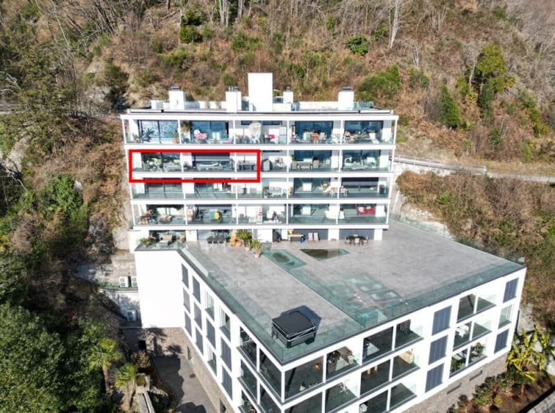 4.5-room apartment with panoramic terrace and 2 parking spaces (7)