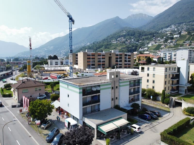 Stabile con 6 appartamenti di 3½ locali e 1 di 2½ locali (2)