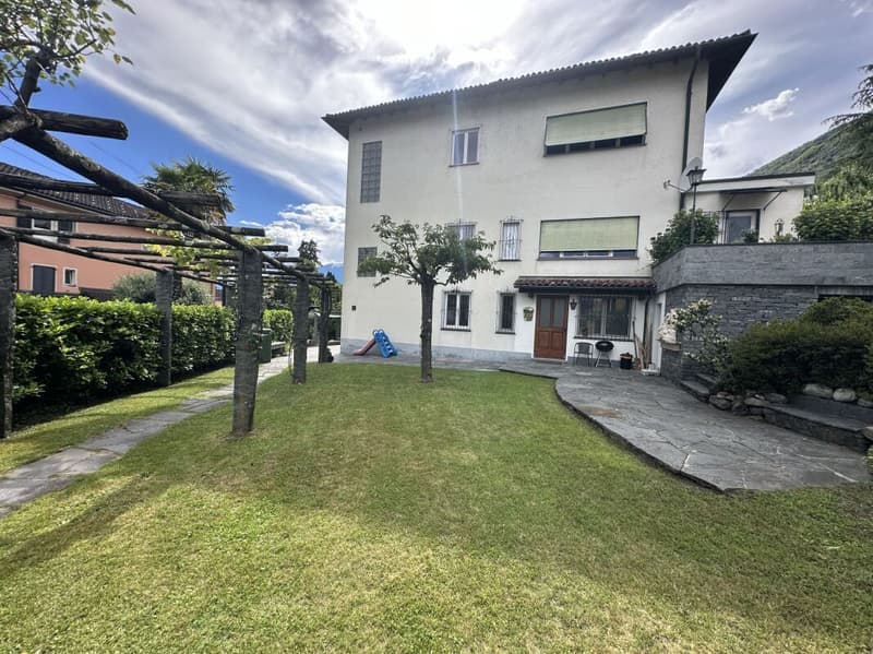 Oasis de charme : appartement vintage élégant avec jardin (11)