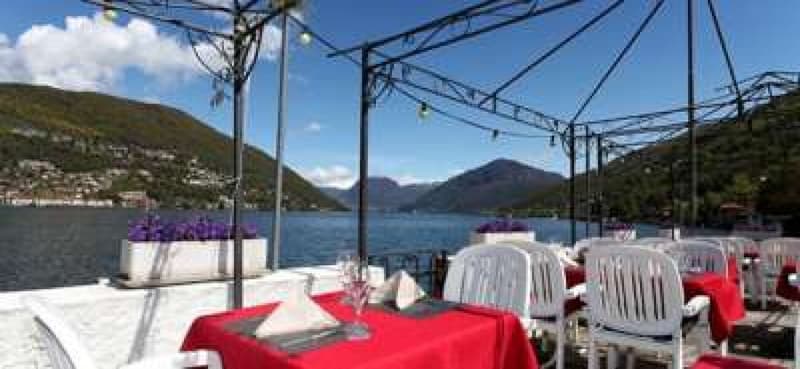 Albergo romantico al lago con spiaggia privata, ristorante e splendida vista (9)