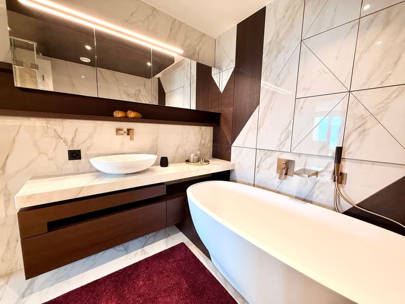 Grande Appartamento di Lusso con Ampia Terrazza e Vista Mozzafiato (4)