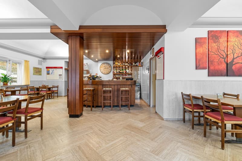 Historic hotel with restaurant, grotto, and building land – a rare opportunity in the heart of Ticino (63)